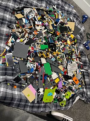 Tub Of Legos 20-30 Pounds Of Random Sets And Pieces Good Quality  • $100