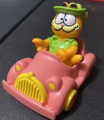 Garfield And Truck Vintage Figures • $7.99