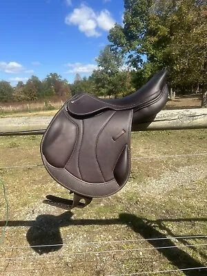 Pro-Trainer Advanced Ride Deluxe Monoflap Jump Saddle  • $1995