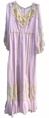 Vintage Handmade Pink Embroidered Dress Long And Flowy Sleeves Natural Cotton  • $89.99