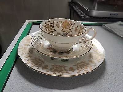 Paragon  Tea Set • $30