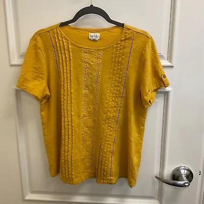 Nicole Miller NY Women's Top Butterscotch Yellow Sz L Eyelet Ruffle Front - FLAW • $6.89