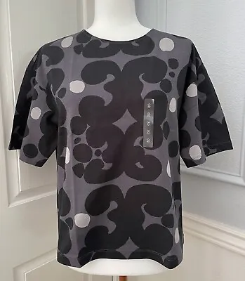 NWT Uniqlo X Marimekko Women's Short Sleeve T-shirt Gray • $32.99