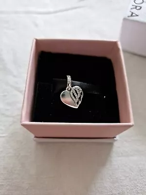 Pandora Heart And Angel Dangle Charm ..new In Box .. • £20