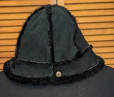 UGG Sheepskin Bucket Hat Leather/Shearling One Size Black • $18