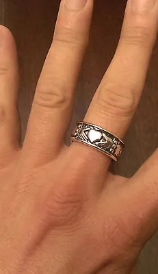 Antiqued Sterling Silver Men's Claddagh Celtic Design Ring - Size 10 • $63.35