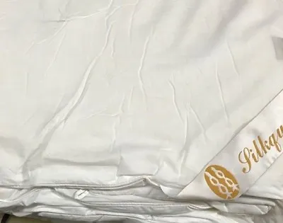 100% Mulberry Light-Weight Silk Comforter--U.S. Inventory  • $119