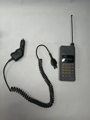 $24.68 • Buy Motorola Tele TAC 250 Analog Cell Phone Vintage  With Car Charging D65