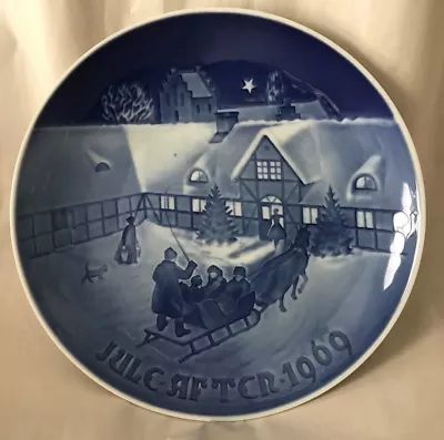 B & G / Bing And Grondahl ~ 1969 Annual Plate  Arrival Of Christmas Guests  Mint • $15