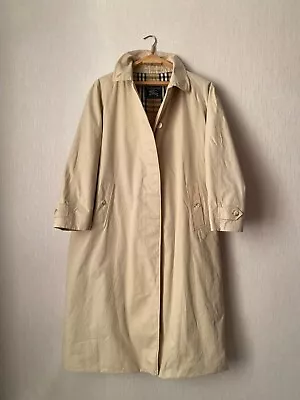 Vintage Women's Burberry London Cotton Beige Classic Trench Coat Size L/XL • $135