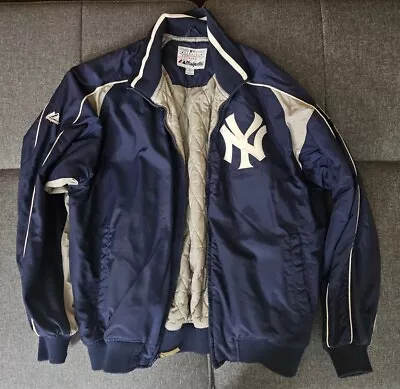 Vintage 90s Ny Yankees Majestic Puffer Jacket Sz L Mlb Bomber Baseball  • $85
