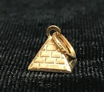NEW 9ct Yellow Gold Pyramid Charm 3D Egypt Travel 9K Pendant 375 Ancient Wonder • $85