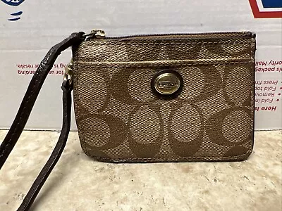 Coach Peyton Dream ID Wristlet Coated Canvas Signature • $19.99