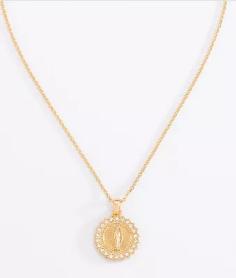 Jewerly Nice And Bella. Medalla De La Virgen De Guadalupe  Baño De Oro De 18k • $38