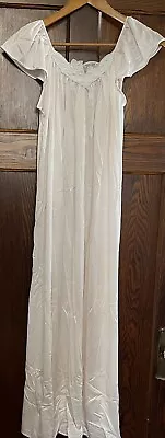 Miss Elaine Nightgown Full Length ~ Blush Pink ~ Large ~ Floral Applique • $14.99