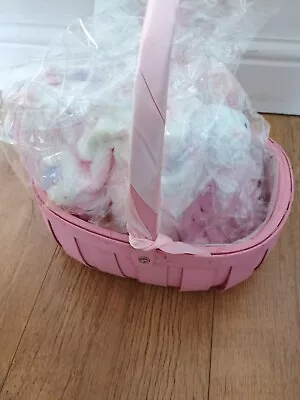 Baby Shower Girl Gift Basket • £5