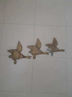 £30 • Buy Vintage Brass Flying Ducks Set 3 Graduated Geese Wall Plaque