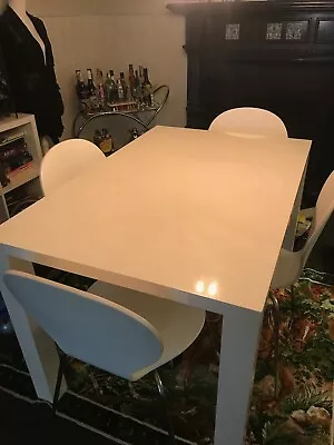 $50 • Buy White High Gloss Dining Table
