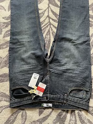 New With Tags. Le Shark Men’s Jeans. W40 L30 • £4.99