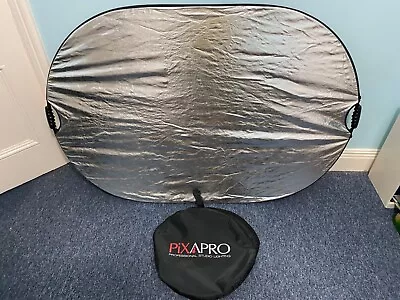 PIXAPRO 5 In 1 Foldable Oval Reflector (150 X 100cm) For Studio Photography • £19