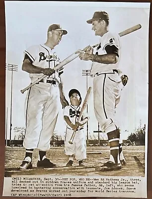 1958 Photo-Milwaukee Braves Eddie Mathews & Joe Adcock Opening Game World Series • $29.99