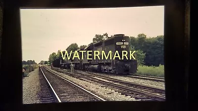 Dh16 Train Engine Locomotive 35mm Slide Railroad Wm2221 Men On Tracks • $9.95