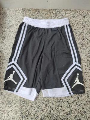 Pantaloncini Jordan Nero Confronta Prezzi e Offerte