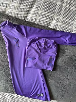 £40 • Buy Tottenham Hotspur Training Set
