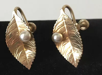 Vintage 40’s 50’s Van Dell 12K GF Leaf W Faux Pearl Screwback Earrings • $14.97