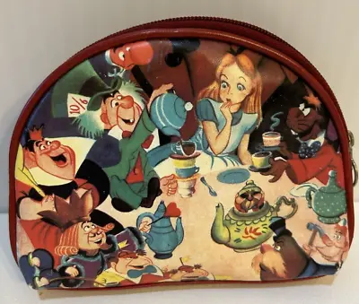 Vintage Alice In Wonderland Zippered Bag • $20