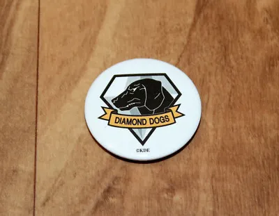  Metal Gear Solid 5 V The Phantom Pain Diamond Dogs Pin Badge Button PS3 PS4  • $35.89