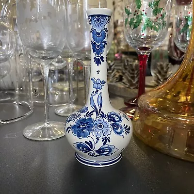 Royal Geodewagen Blue Delft Handwork Holland Small Vase  • $34.99
