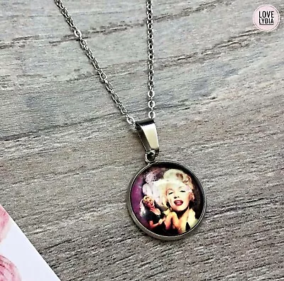 HANDMADE Marilyn Monroe Vintage Style Hollywood Movie Silver Colour Necklace • $19.72