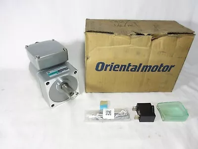 Oriental Motor 4IK25UAT2-6 Induction Gear Motor 4IK25GV-UAT2 New With Box • $1499.95