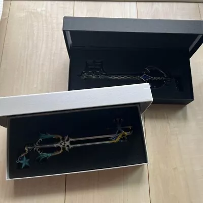 Kingdom Hearts Key Set Of 2 Disney Ambassador Hotel Limited Keyblade Room 2022 • $260