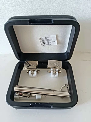 £5 • Buy Cufflinks & Tie Pin Set By Art- 93 Silver Colour Metal With Tiny Fake Diamante