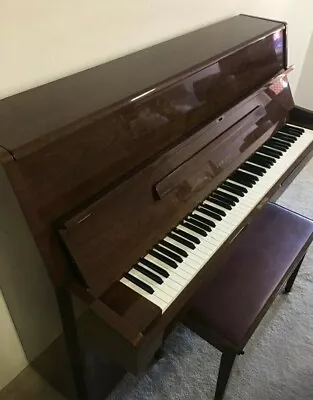 Brown Yamaha Upright Piano • $2200