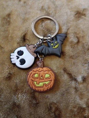 £2 • Buy Halloween Skull And Pumpkin, Keyring