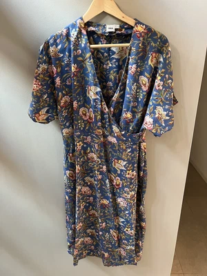 $19.50 • Buy ASOS Size 14 Floral Bird Print Wrap Short Sleeve MIDI Dress Viscose 