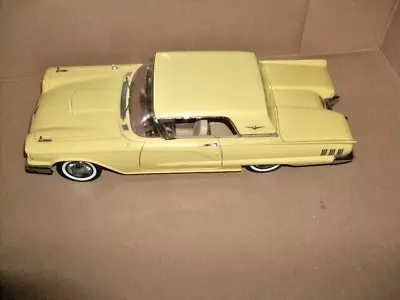 1/18 Ford Thunderbird 1960  Sunstar Diecast Model Cars • £34.99