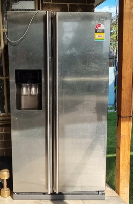 $100 • Buy Samsung Fridge 