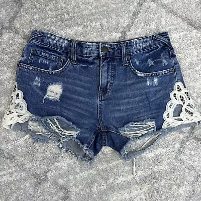 FREE PEOPLE Destructed Mid Rise Lace Crochet Trim SHORTS  25 • £17.37