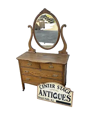 64823    Antique Victorian Oak Dresser With Mirror • $435