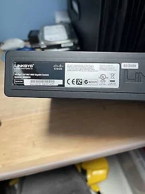 Linksys SR2024C 24 Port Gigabit Switch 10/100/1000 • £14