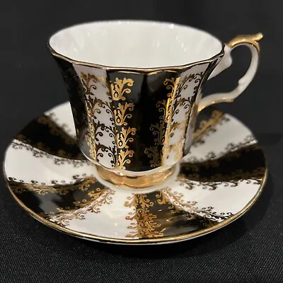 Vintage Elizabethan Fine Bone China Made In England Tea Cup & Saucer • $35