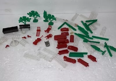 Vintage Lot MARX O Gauge Set 7952 Accessories Cart Sled Cars Train Farm USA • $39.99