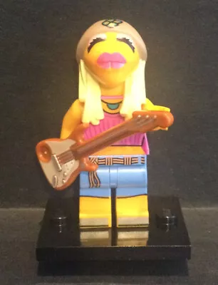 Janice - Lego Minifigures - The Muppets - 2022 • $4.50