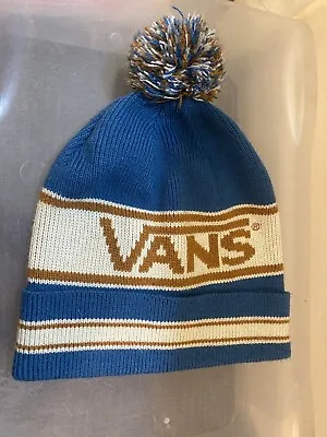 Vans Off The Wall Bobble Hat • £13