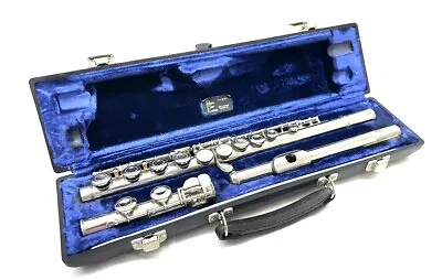 Vito Student Flute & Case Model: 112 (CMP096220) • $99.99