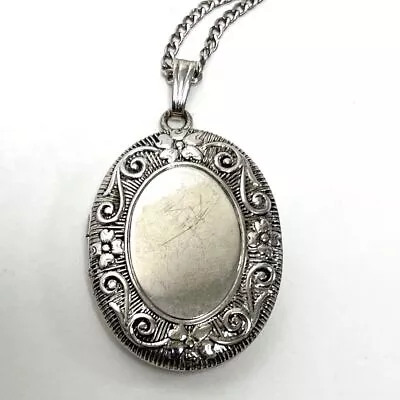 925 Sterling Silver Vintage Style Locket With 20Inch 925 Sterling Silver Chain • $19.99